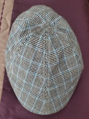 Men's Grey Plaid Flat Cap with Blue Windowpane Accent